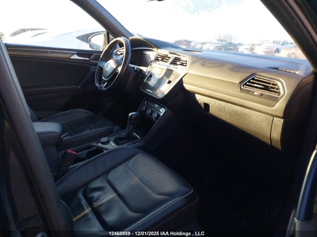 Volkswagen Tiguan Highline 2018 3VV4B7AX9JM190073 Image 5
