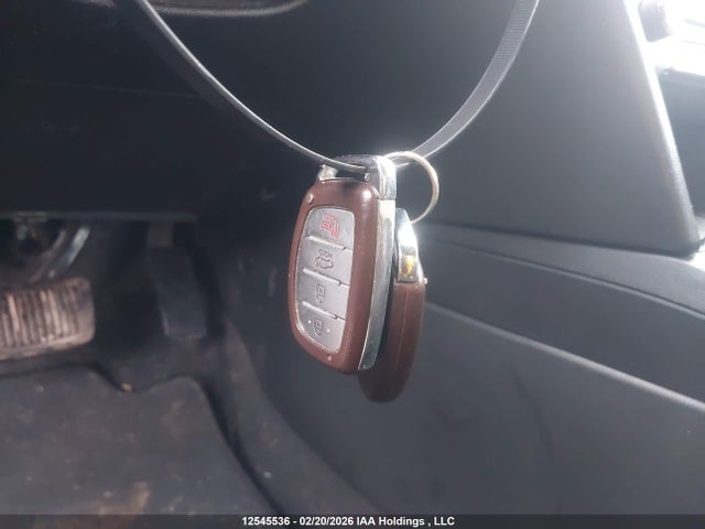 KMHD84LFXHU130949 Hyundai Elantra Gls