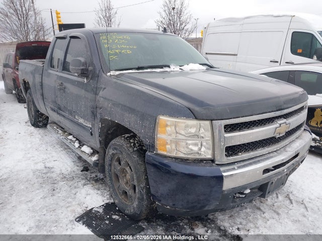 12532666 :رقم المزاد ، 1GCSKREA5AZ103730 vin ، 2010 Chevrolet Silverado 1500 Ls مزاد بيع