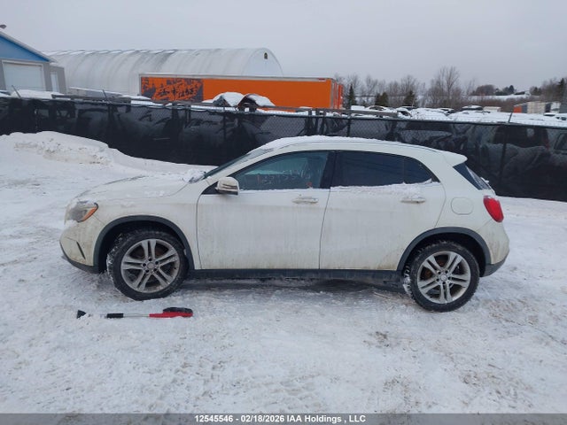WDCTG4GB0HJ337372 Mercedes-Benz Gla 250 4matic