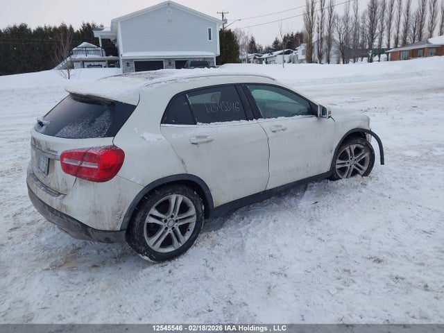 WDCTG4GB0HJ337372 Mercedes-Benz Gla 250 4matic
