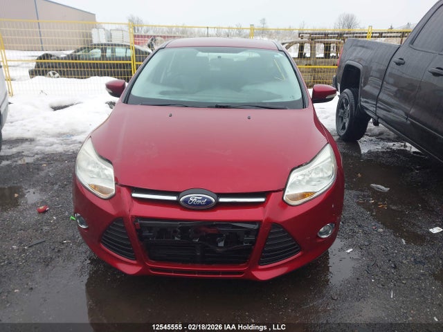 1FADP3K25EL226320 Ford FOCUS SE