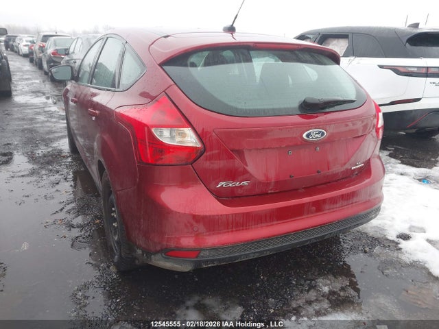 1FADP3K25EL226320 Ford FOCUS SE