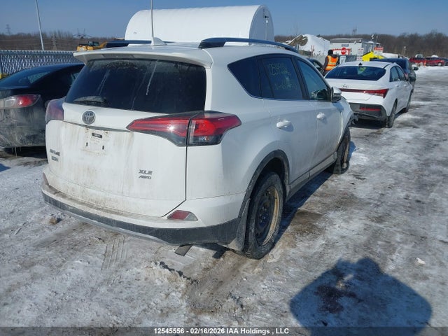 2T3RFREVXHW625723 Toyota Rav4 Xle