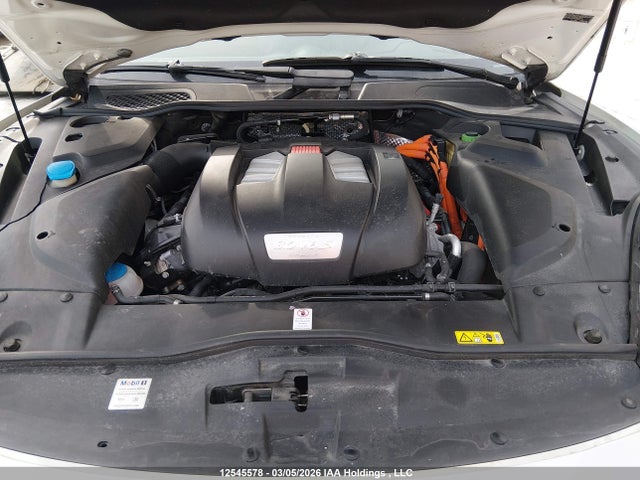WP1AE2A21HLA75199 Porsche Cayenne Se Hybrid/platinum