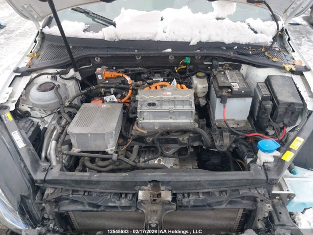 WVWPR7AU6LW900725 Volkswagen E-golf Comfortline