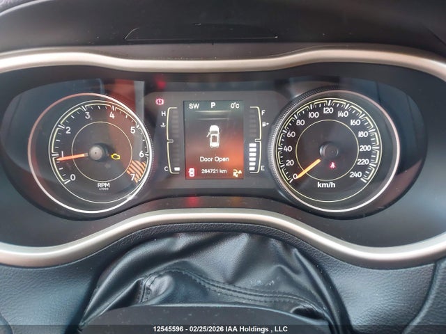 1C4PJLAB8FW762401 Jeep Cherokee