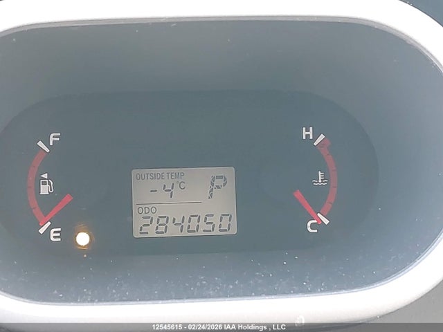 12545615 :رقم المزاد ، 2T1KU4EE4BC585585 vin ، 2011 Toyota Matrix Wagon مزاد بيع