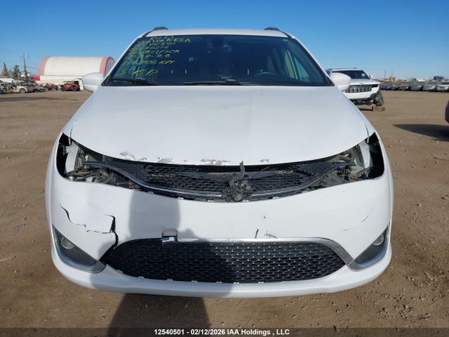 2C4RC1EG3JR290316 Chrysler Pacifica Touring-l