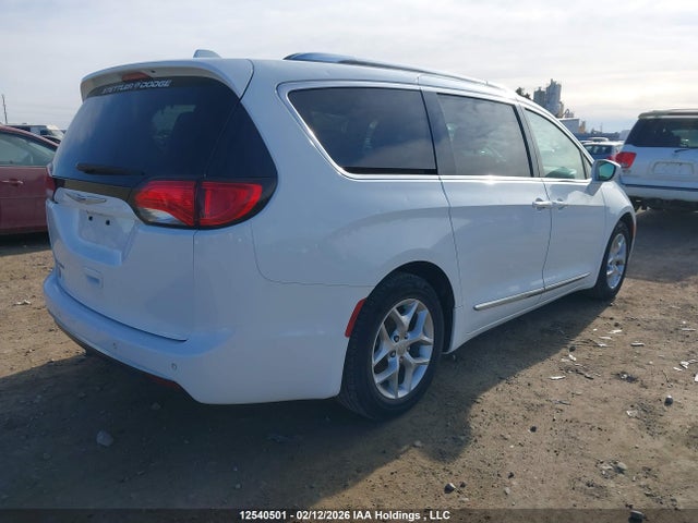 2C4RC1EG3JR290316 Chrysler Pacifica Touring-l
