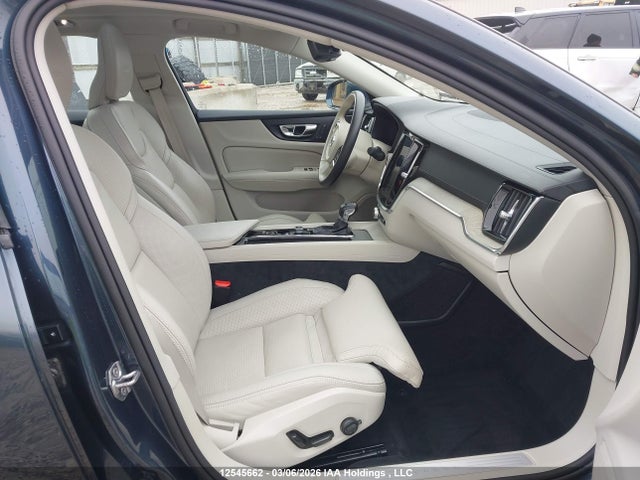 7JRA22TLXLG033388 Volvo S60 T6 Inscription