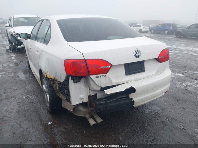 12545666 :رقم المزاد ، 3VWDK7AJ5DM442784 vin ، 2013 Volkswagen Jetta 2.0l Comfortline مزاد بيع