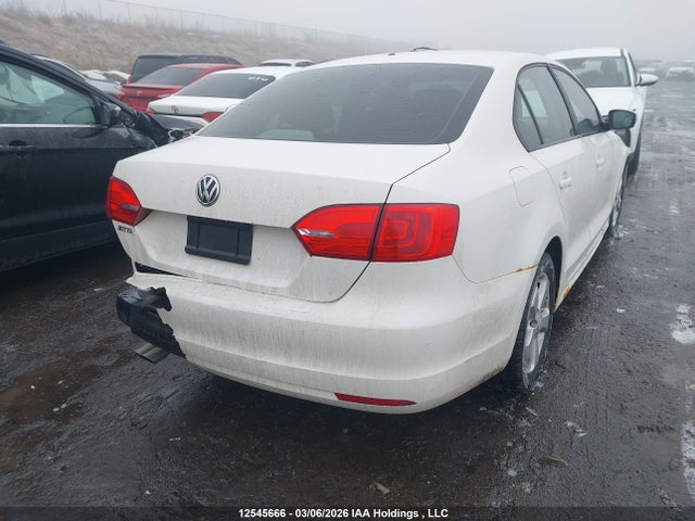 12545666 :رقم المزاد ، 3VWDK7AJ5DM442784 vin ، 2013 Volkswagen Jetta 2.0l Comfortline مزاد بيع