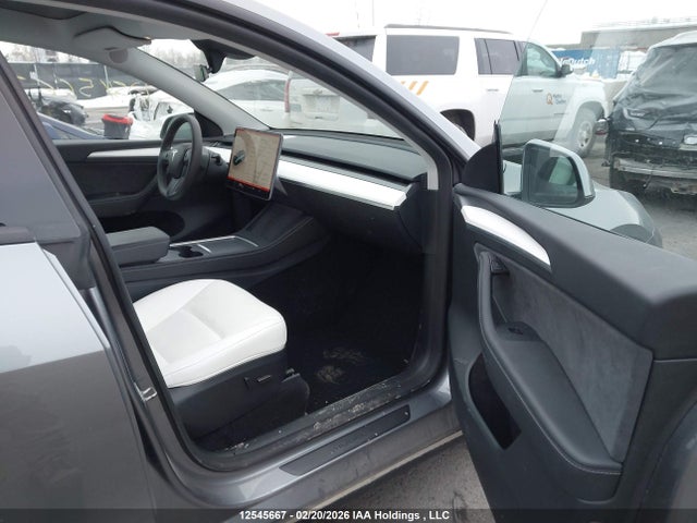 7SAYGDEE5SF225922 Tesla Model Y Long Range