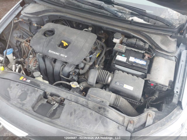 KMHD84LF0JU619270 Hyundai ELANTRA GL