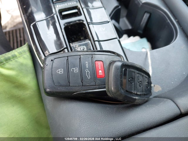 2025 Toyota Crown Signia Limited მანქანა იყიდება აუქციონზე, vin: JTDACAAJ6S3008047, აუქციონის ნომერი: 12545709