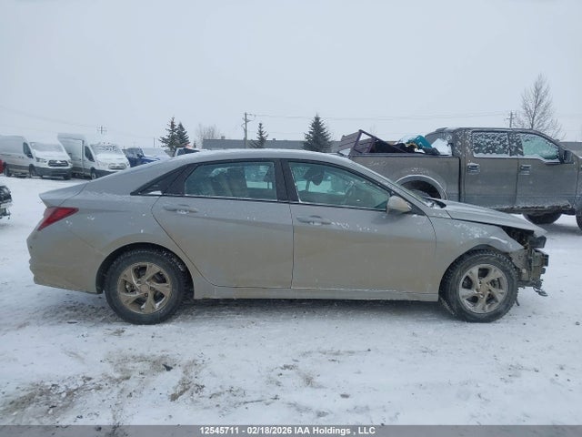 KMHLM4AG7MU108601 Hyundai ELANTRA SEL