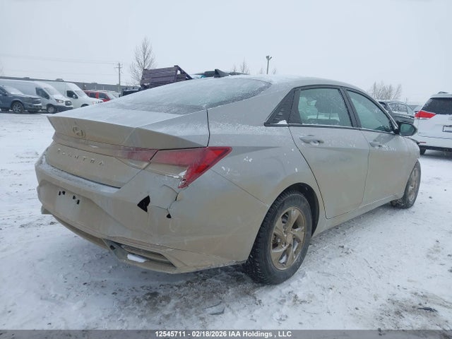 KMHLM4AG7MU108601 Hyundai ELANTRA SEL