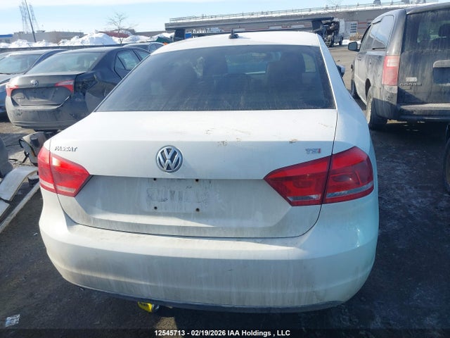1VWBS7A32FC103946 Volkswagen Passat