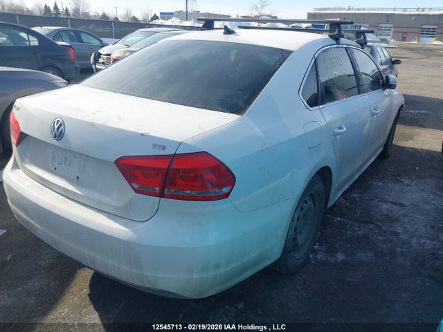 1VWBS7A32FC103946 Volkswagen Passat