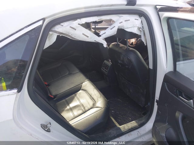 1VWBS7A32FC103946 Volkswagen Passat