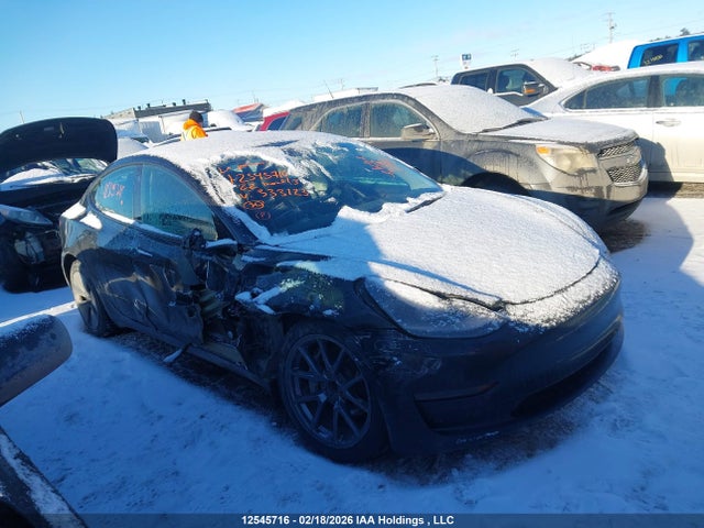 5YJ3E1EA4NF333123 Tesla MODEL 3