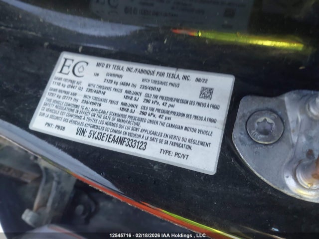 5YJ3E1EA4NF333123 Tesla MODEL 3