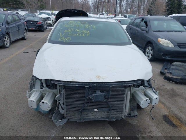 19UDE2F79NA800527 Acura Ilx Premium