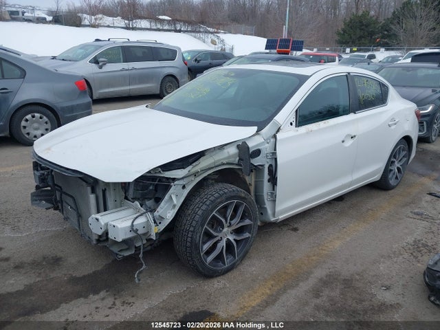 19UDE2F79NA800527 Acura Ilx Premium