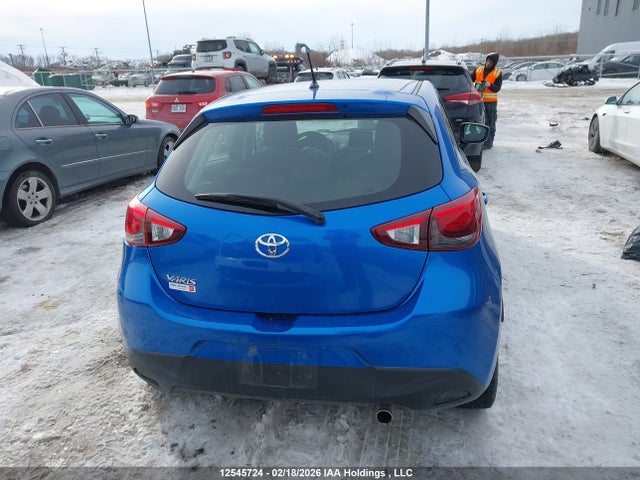3MYDLBJV0LY711983 Toyota Yaris Le/xle