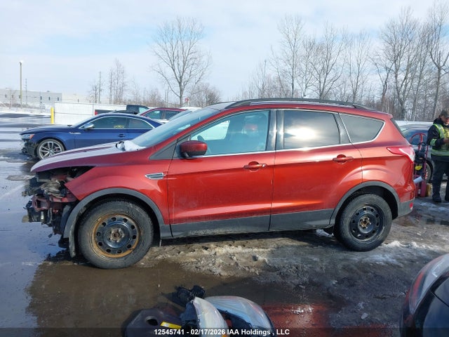 1FMCU0GX6FUC83411 Ford ESCAPE SE