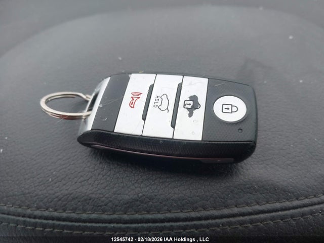 KNDJX3A56G7873006 KIA Soul !
