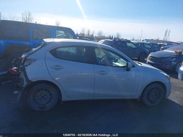 3MYDLBJVXLY714440 Toyota Yaris Xle