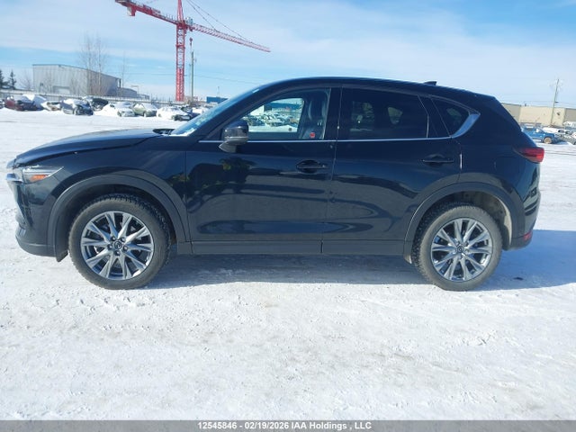 JM3KFBEY9K0610717 Mazda Cx-5 Signature