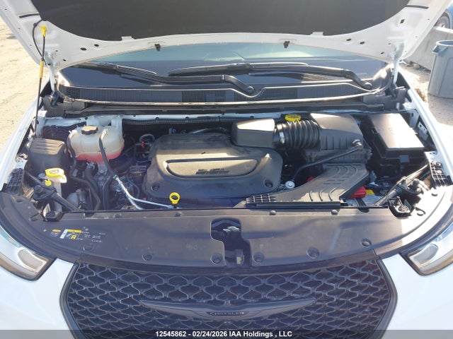 Chrysler Pacifica Limited 2025 2C4RC1GG6SR582024 Image 10