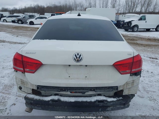 12545872 :رقم المزاد ، 1VWCN7A3XDC101502 vin ، 2013 Volkswagen Passat Sel مزاد بيع