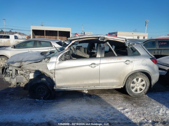 2025 Mitsubishi Rvr Es მანქანა იყიდება აუქციონზე, vin: JA4AJUAU0SU604342, აუქციონის ნომერი: 12545888