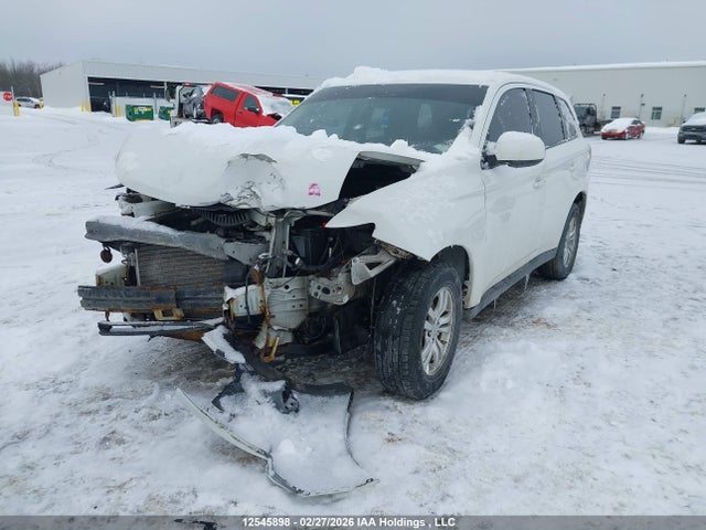 Продажа на аукционе авто 2014 Mitsubishi Outlander Es, vin: JA4AZ2A39EZ601824, номер лота: 12545898