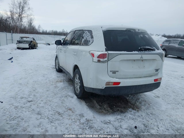 Продажа на аукционе авто 2014 Mitsubishi Outlander Es, vin: JA4AZ2A39EZ601824, номер лота: 12545898