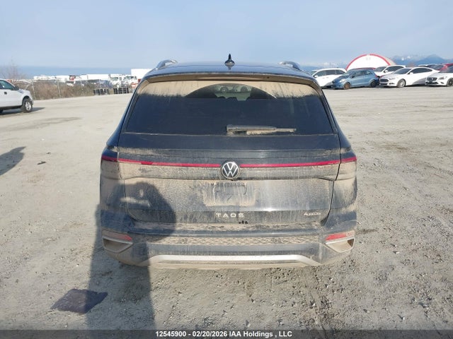 3VVUC7B28SM060674 Volkswagen TAOS SE