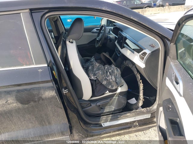3VVUC7B28SM060674 Volkswagen TAOS SE