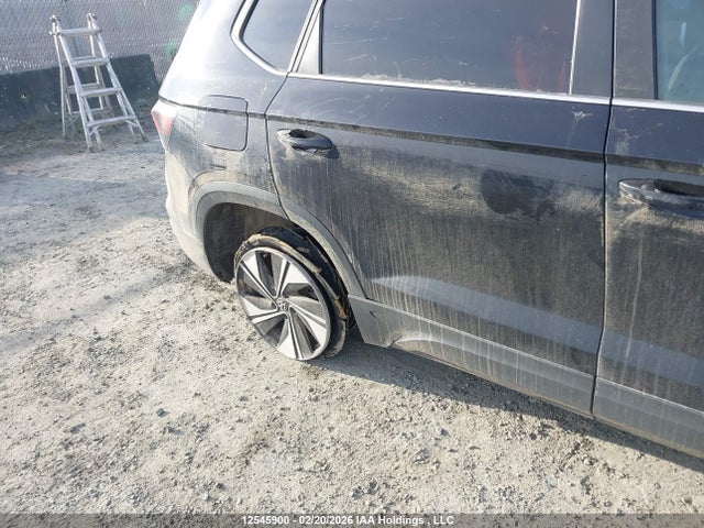 3VVUC7B28SM060674 Volkswagen TAOS SE