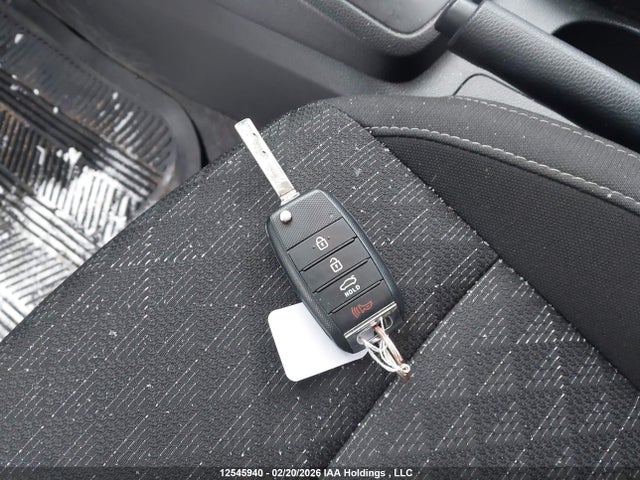 3KPA25AB1KE244763 KIA Rio Lx/lx+