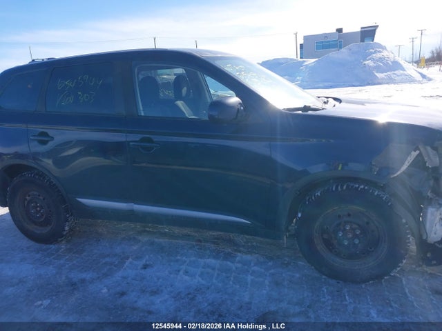 Продажа на аукционе авто 2019 Mitsubishi Outlander, vin: JA4AZ2A32KZ604303, номер лота: 12545944