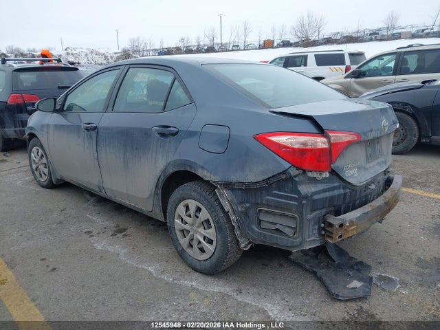 Продаж на аукціоні авто 2018 Toyota Corolla, vin: 2T1BURHE3JC121811, номер лоту: 12545948