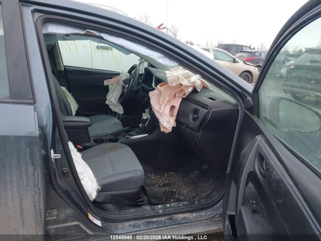 Продаж на аукціоні авто 2018 Toyota Corolla, vin: 2T1BURHE3JC121811, номер лоту: 12545948
