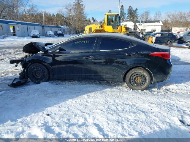 2013 Hyundai Elantra Limited მანქანა იყიდება აუქციონზე, vin: 5NPDH4AE0DH228861, აუქციონის ნომერი: 12545951