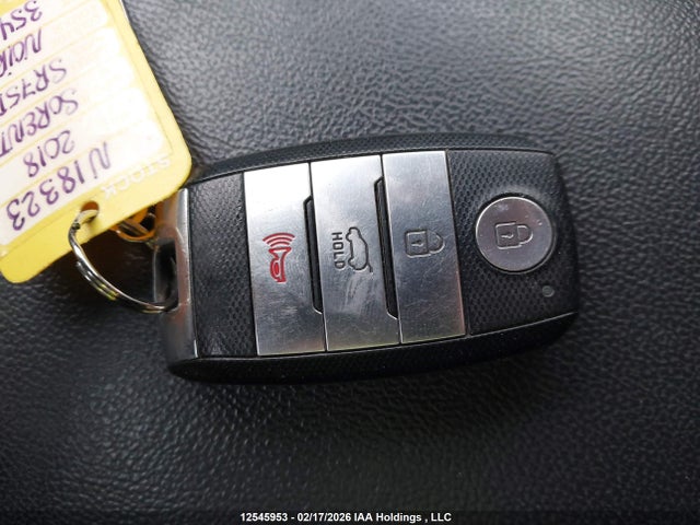 5XYPGDA1XJG354127 KIA Sorento 2.0l Lx