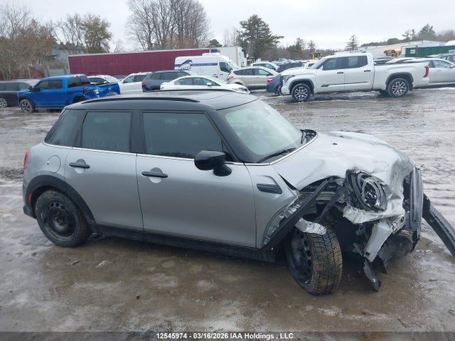 WMW33DK04R2W00303 Mini 5 Door Cooper