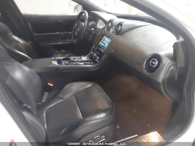 SAJXJ1CDXF8V87433 Jaguar Xj 3.0l Premium Luxury